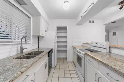2208 Enfield Road #10500, Austin, TX 78703 - Photo 15