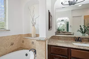 121 Feritti Dr, Lakeway, TX 78734 - Photo 23