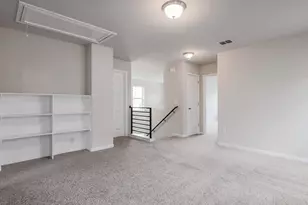 10702 Sentinel Dr, Austin, TX 78747 - Photo 15