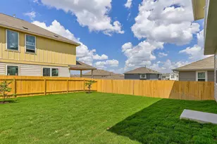 10702 Sentinel Dr, Austin, TX 78747 - Photo 23