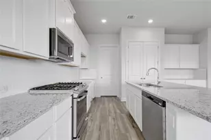 112 Revere Dr, Kyle, TX 78640 - Photo 5