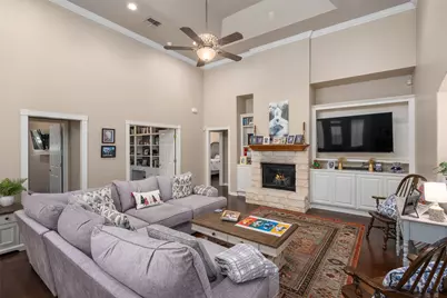 2224 Garden Court, San Marcos, TX 78666 - Photo 15
