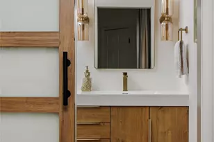 3002 Webberville Rd, Austin, TX 78702 - Photo 27