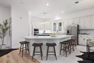 7500 Fireoak Dr, Austin, TX 78759 - Photo 9