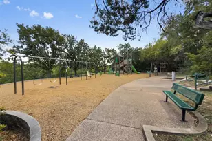 7500 Fireoak Dr, Austin, TX 78759 - Photo 39