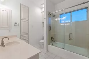 7500 Fireoak Dr, Austin, TX 78759 - Photo 25