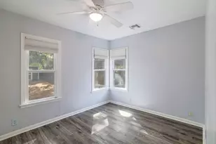 6511 Chesterfield Ave, Austin, TX 78752 - Photo 17