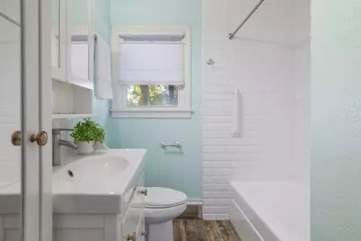 6511 Chesterfield Avenue, Austin, TX 78752 - Photo 19