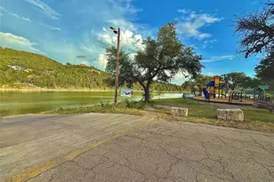 11403 Leander St, Jonestown, TX 78645 - Photo 21
