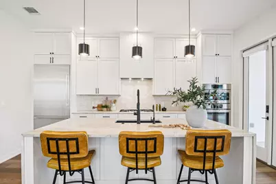 2518 Watkins Way, Austin, TX 78746 - Photo 11