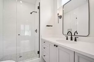 2518 Watkins Wy, Austin, TX 78746 - Photo 17