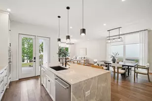 2518 Watkins Wy, Austin, TX 78746 - Photo 9