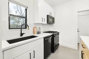 1183 Oak Grove Ave, Austin, TX 78702 - Photo 7