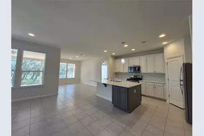 108 Calhoun Lane, Georgetown, TX 78633 - Photo 9