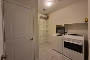 108 Calhoun Ln, Georgetown, TX 78633 - Photo 19