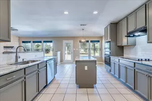 213 Polo Pony, Liberty Hill, TX 78642 - Photo 5