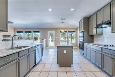 213 Polo Pony, Liberty Hill, TX 78642 - Photo 5