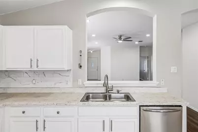 505 Washington Square Drive, Leander, TX 78641 - Photo 9