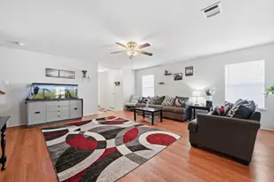 165 Opal Lake Dr, Kyle, TX 78640 - Photo 3