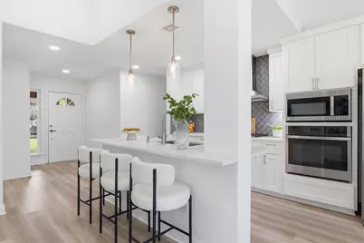 304 Loganberry Court, Austin, TX 78745 - Photo 11