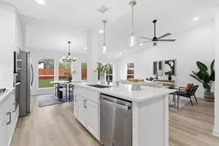 304 Loganberry Ct, Austin, TX 78745 - Photo 5