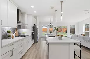 304 Loganberry Ct, Austin, TX 78745 - Photo 9