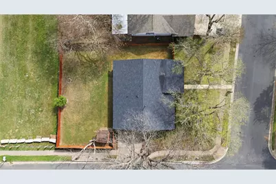 304 Loganberry Court, Austin, TX 78745 - Photo 29