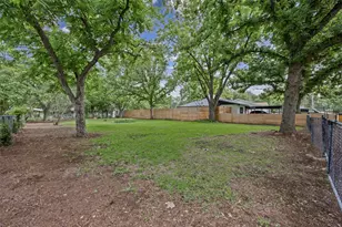 943 Field St, San Marcos, TX 78666 - Photo 1