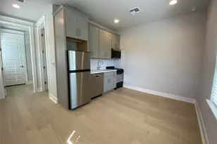 6920 Bethune Ave, Austin, TX 78752 - Photo 3
