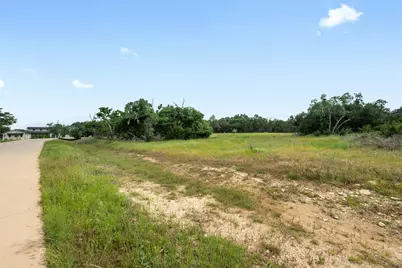294 Mae Point, Dripping Springs, TX 78620 - Photo 5