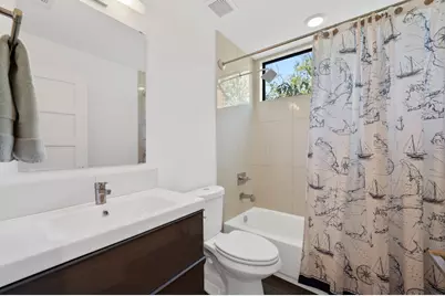 1005 Cardinal Lane #B, Austin, TX 78704 - Photo 11