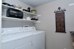 222 Lido St, Lakeway, TX 78734 - Photo 17