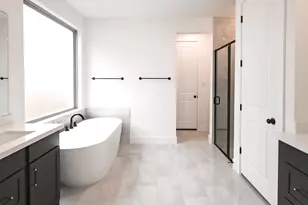 124 Brewer St, Kyle, TX 78640 - Photo 5