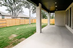 124 Brewer St, Kyle, TX 78640 - Photo 21