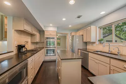 4900 Backtrail Drive, Austin, TX 78731 - Photo 11
