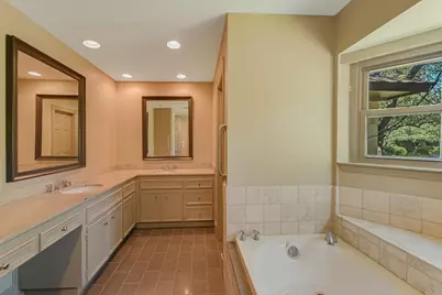 4900 Backtrail Drive, Austin, TX 78731 - Photo 17