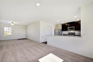 525 Riverdale Cove, Jarrell, TX 76537 - Photo 5