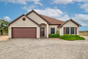 8510 Old Colony Line Rd, Dale, TX 78616 - Photo 1