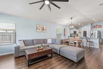 17416 Bridgefarmer Boulevard, Pflugerville, TX 78660 - Photo 15