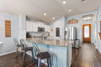 17416 Bridgefarmer Boulevard, Pflugerville, TX 78660 - Photo 9