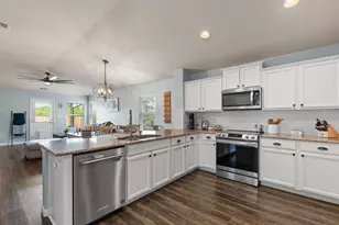 17416 Bridgefarmer Blvd, Pflugerville, TX 78660 - Photo 9