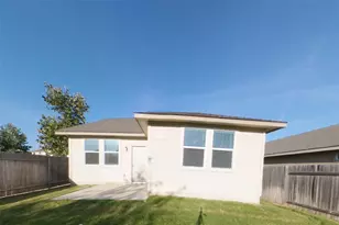 5221 Saddle Clb Dr, Georgetown, TX 78626 - Photo 15
