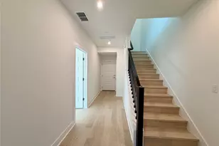 200 W 56th St, Austin, TX 78751 - Photo 25
