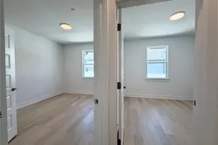 200 W 56th St, Austin, TX 78751 - Photo 15