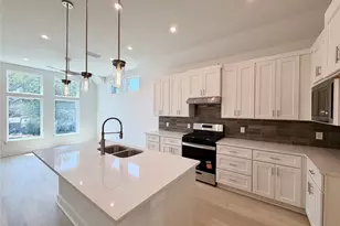 200 W 56th St, Austin, TX 78751 - Photo 7