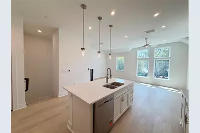 200 W 56th Street #8101, Austin, TX 78751 - Photo 27