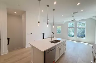 200 W 56th St, Austin, TX 78751 - Photo 27