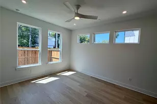 200 W 56th St, Austin, TX 78751 - Photo 23