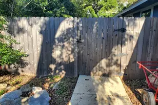 11702 Tanglebriar Trail, Austin, TX 78750 - Photo 33