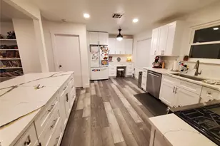 11702 Tanglebriar Trail, Austin, TX 78750 - Photo 9